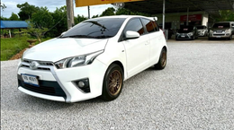 Toyota Yaris 1.2 J(AT)