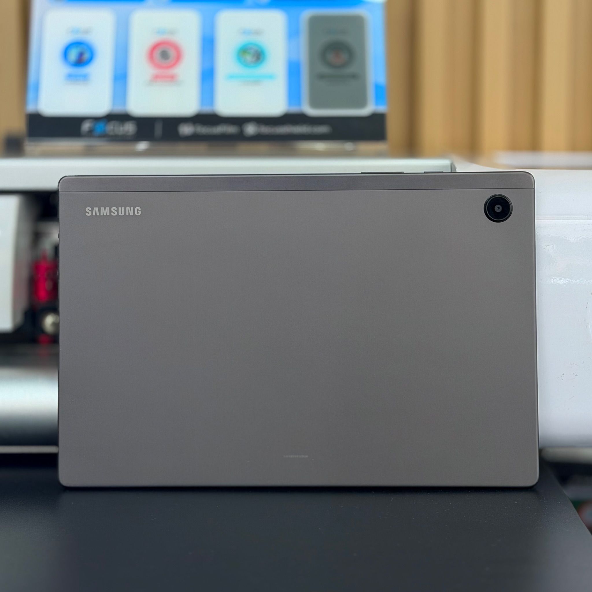 Samsung Tab A8 (1/4)