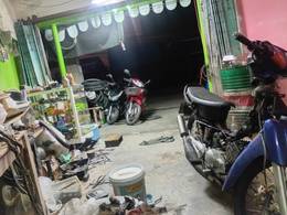ช่าง อิฐ รับซ่อมมอเตอร์ไซค์