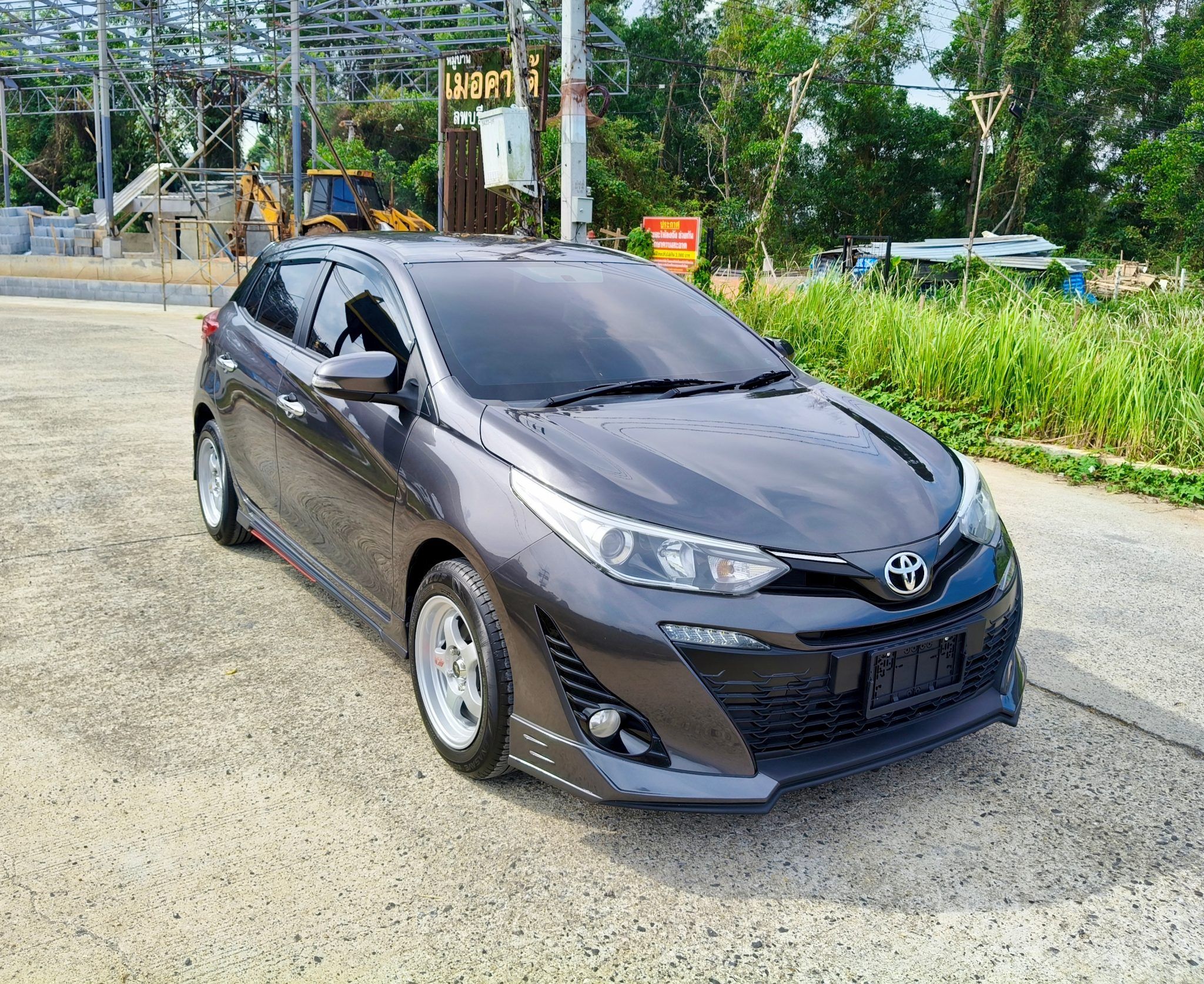 Toyota Yaris  ปี 2018  ตัว G (1/10)