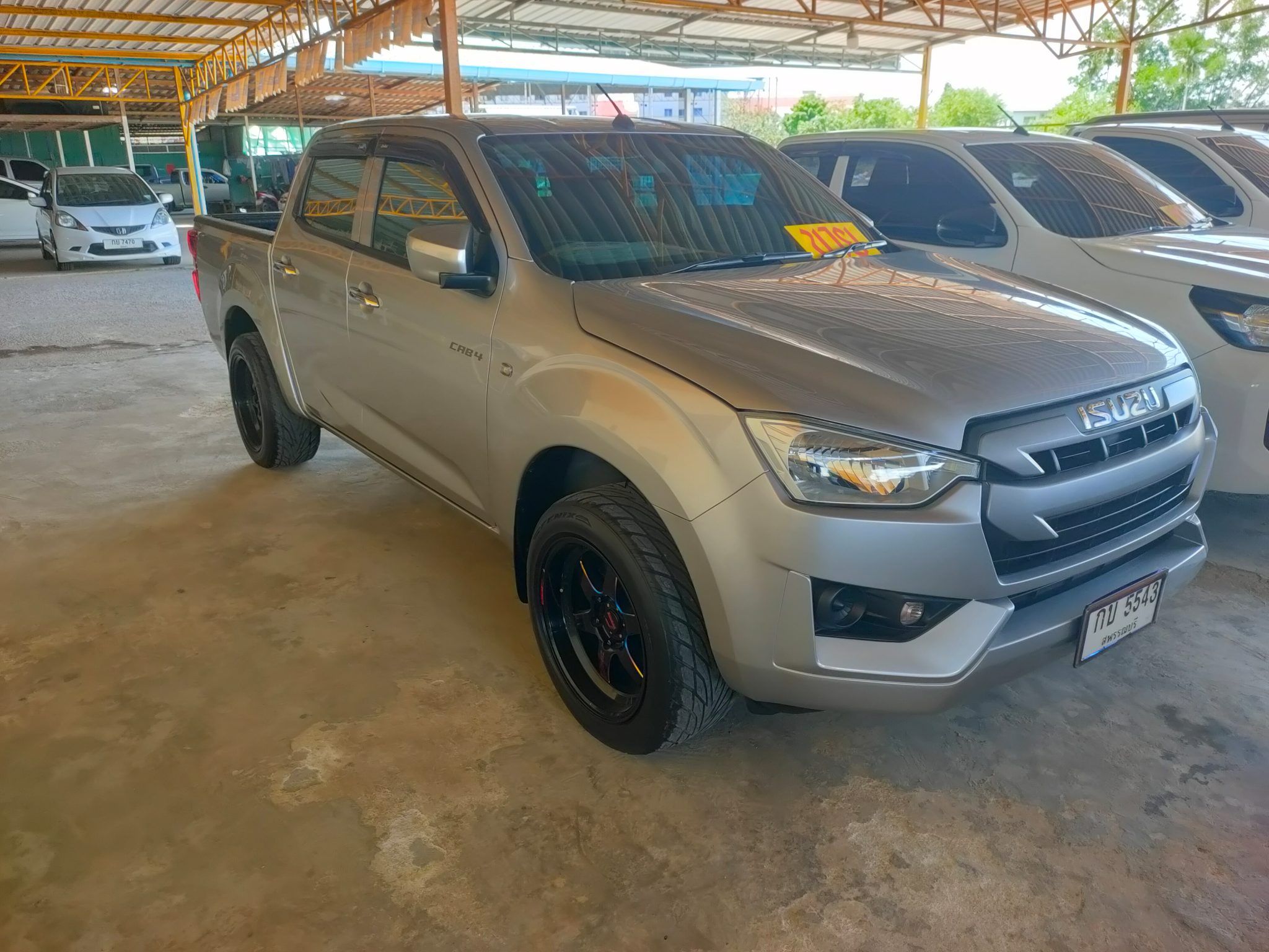 Isuzu D-max Cab-4 2020 (1/8)